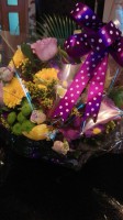 ARANJAMENT FLORAL IN CARTE